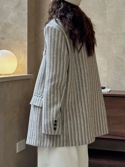The Striped Statement Blazer – Relaxed Fit
